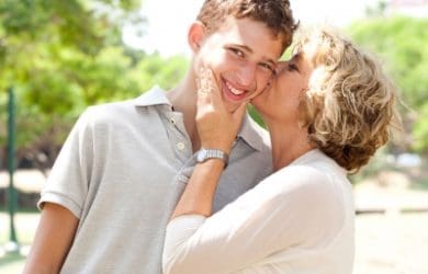Frases bonitas para compartir con tu abuela,frases para decirle a mi abuelita gracias,frases de carìño para mi abuela,frases de agradecmiento a mi abuela por estar con nosotros,frases bonitas para mi abuelita,frases de afecto para decirle a mi abuelita.
